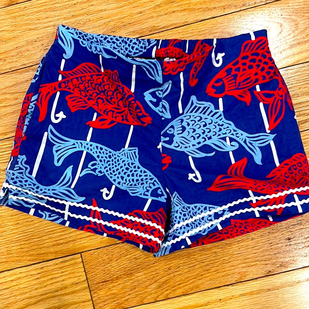 Classic Prep girls fish shorts size 7